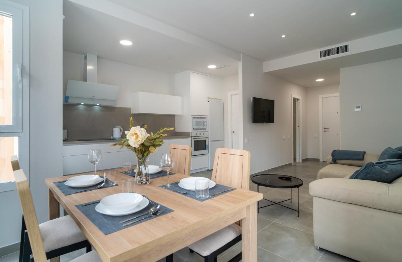 Aac Malaga - Apartamento Con Terraza, Muy Amplio, Totalmente Equipado, Cerca Del Centro Y Nuevo! Екстериор снимка