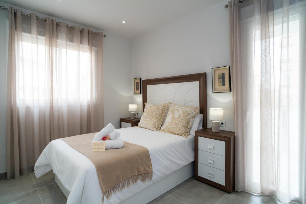 Aac Malaga - Apartamento Con Terraza, Muy Amplio, Totalmente Equipado, Cerca Del Centro Y Nuevo! Екстериор снимка