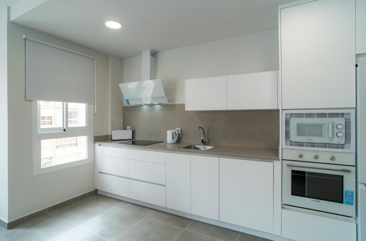 Aac Malaga - Apartamento Con Terraza, Muy Amplio, Totalmente Equipado, Cerca Del Centro Y Nuevo! Екстериор снимка