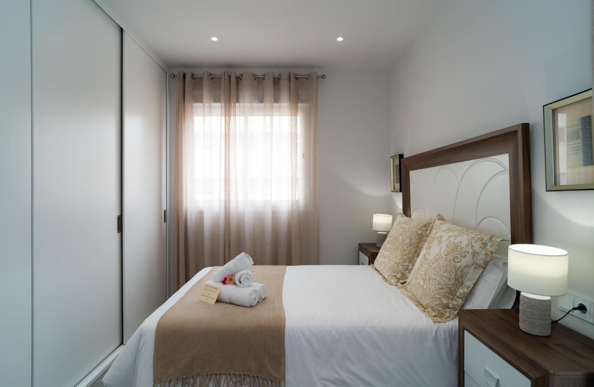 Aac Malaga - Apartamento Con Terraza, Muy Amplio, Totalmente Equipado, Cerca Del Centro Y Nuevo! Стая снимка