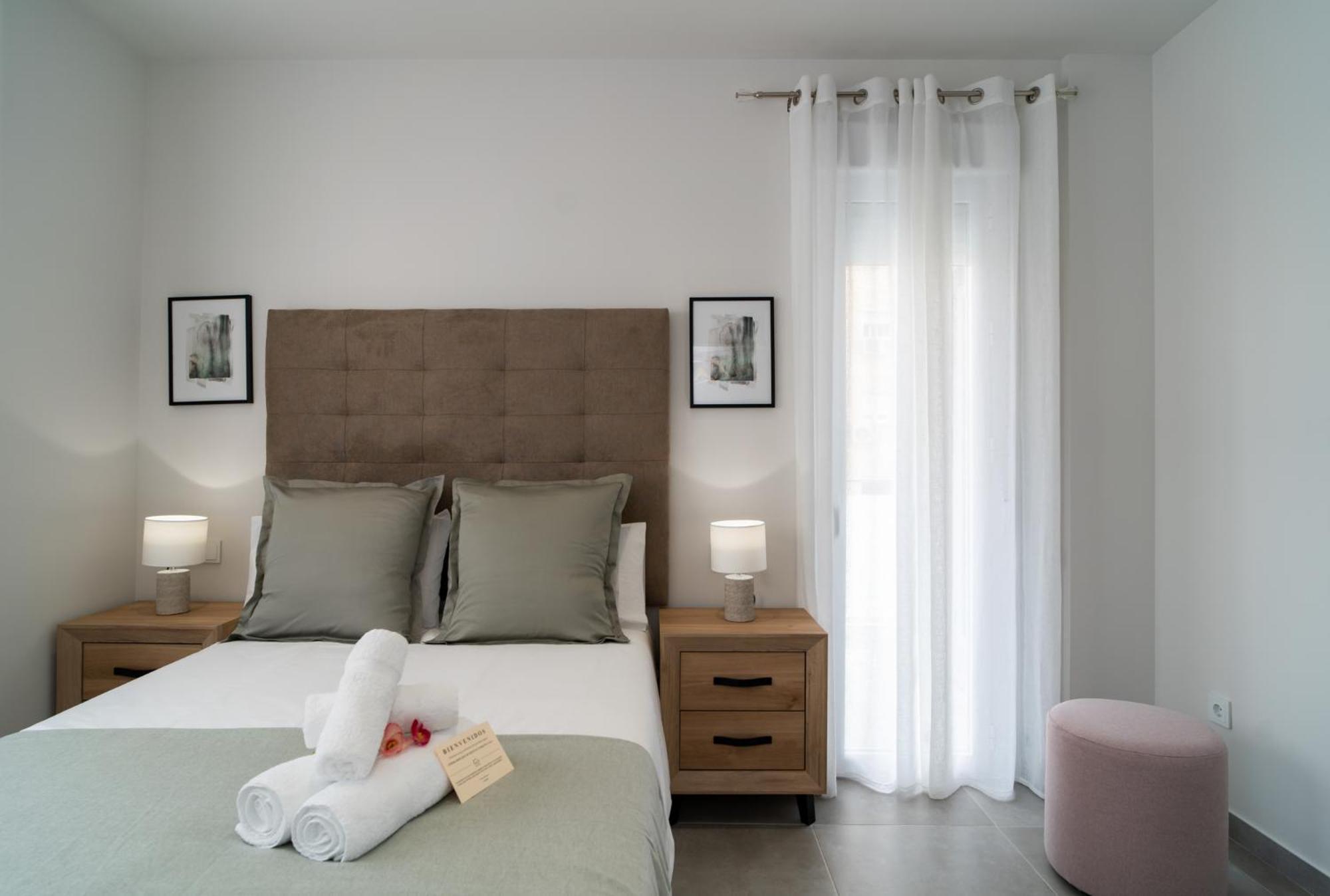Aac Malaga - Apartamento Con Terraza, Muy Amplio, Totalmente Equipado, Cerca Del Centro Y Nuevo! Стая снимка