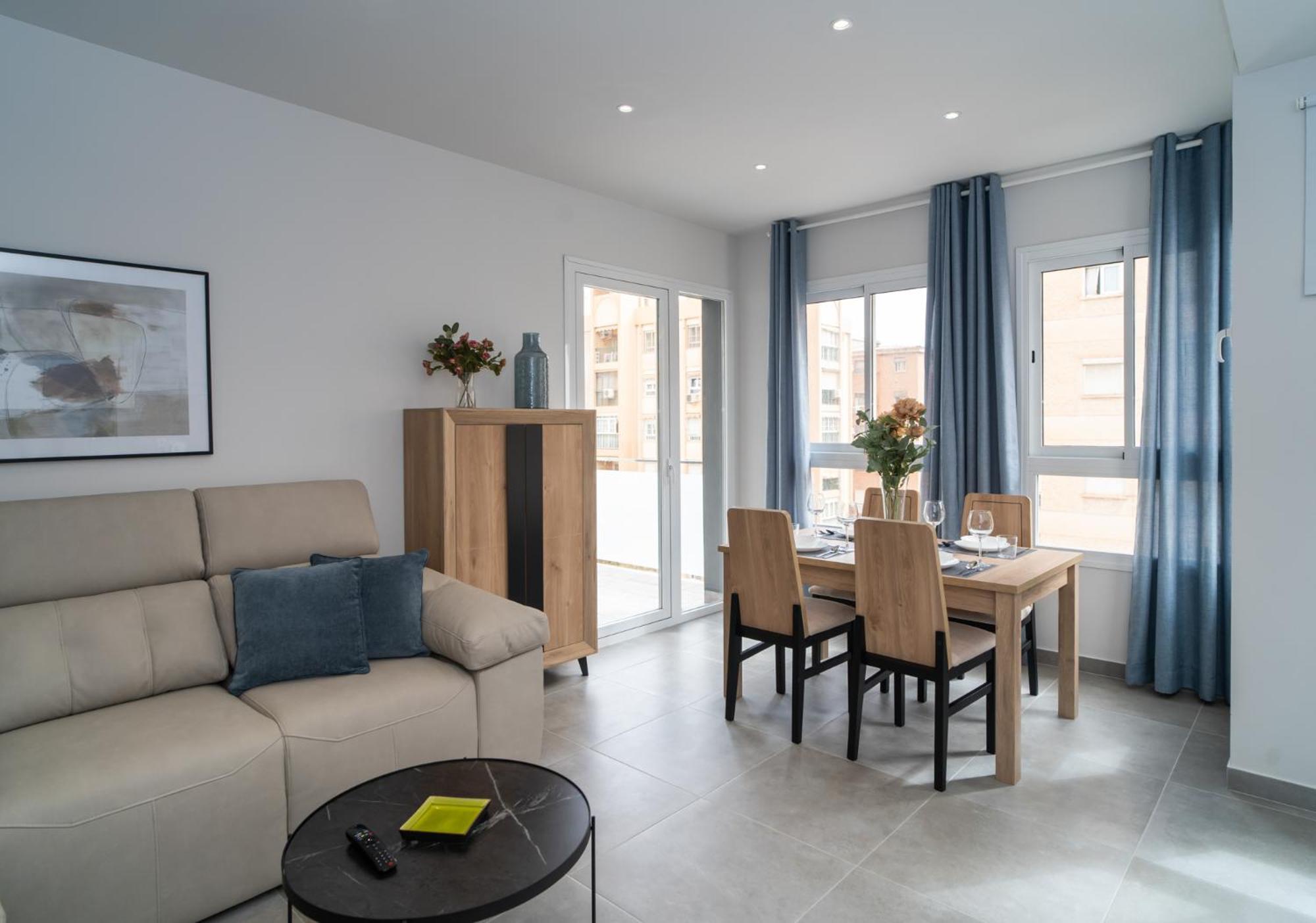 Aac Malaga - Apartamento Con Terraza, Muy Amplio, Totalmente Equipado, Cerca Del Centro Y Nuevo! Стая снимка